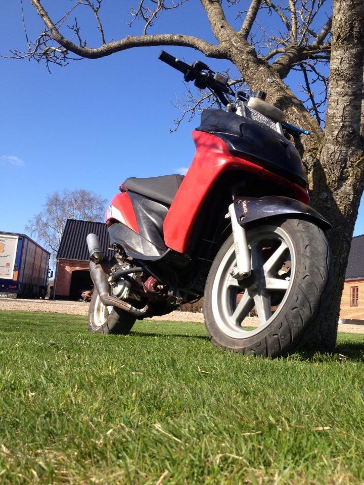 Yamaha jog rr billede 1
