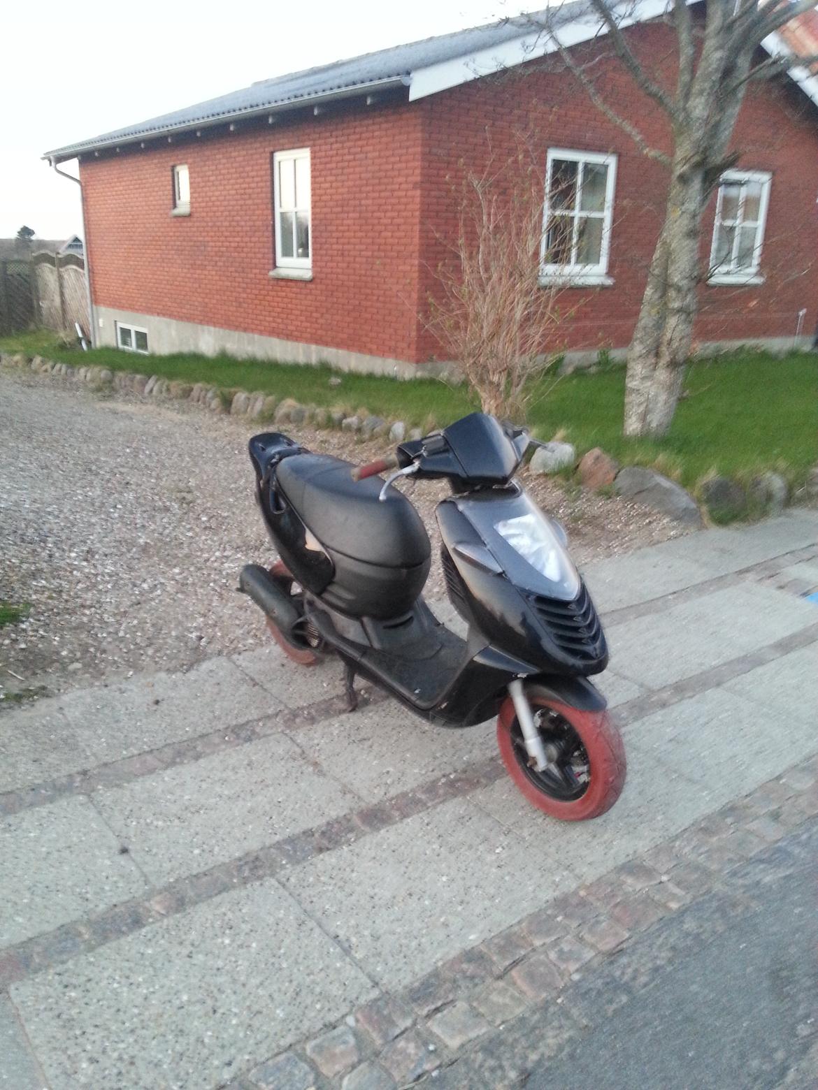 Aprilia Sonic Gp billede 2