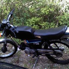 Suzuki dm50