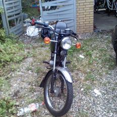 Suzuki dm50