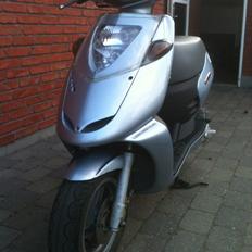 Aprilia Sonic AC