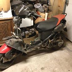 Peugeot Speedfight 2 -SOLGT- ;)