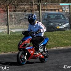 Aprilia SR50R Factory BB77 - Spiderman Edition