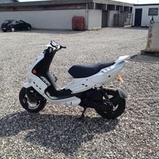 Peugeot speedfight 2 TIL SALG