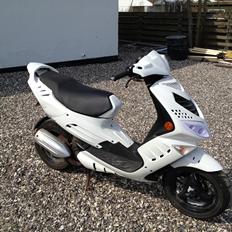 Peugeot speedfight 2 TIL SALG