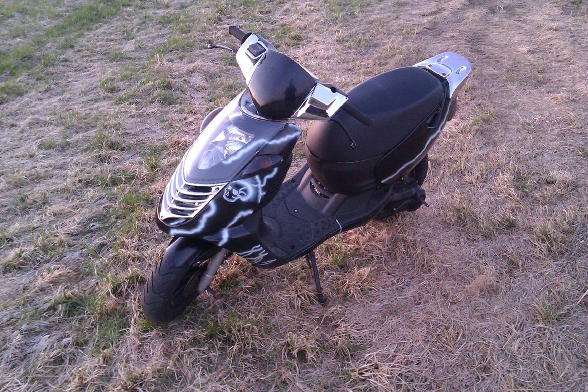 Aprilia Sonic Airbrushed billede 1