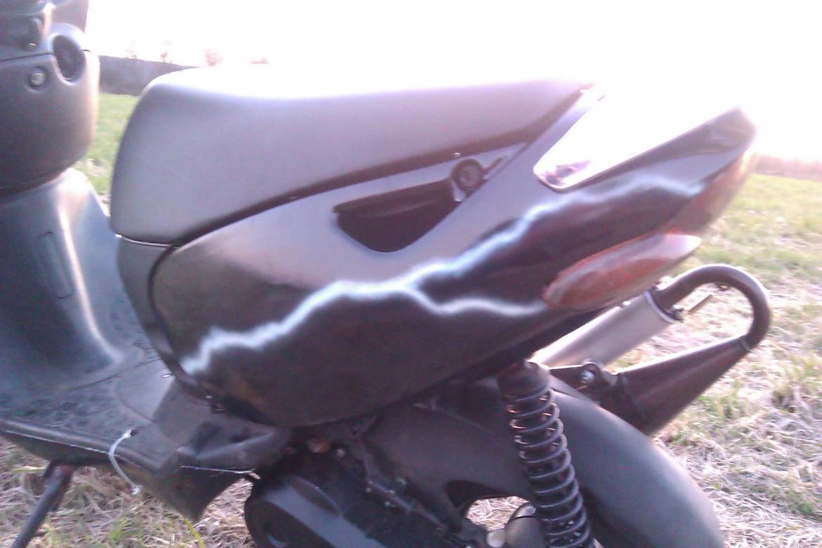 Aprilia Sonic Airbrushed billede 3