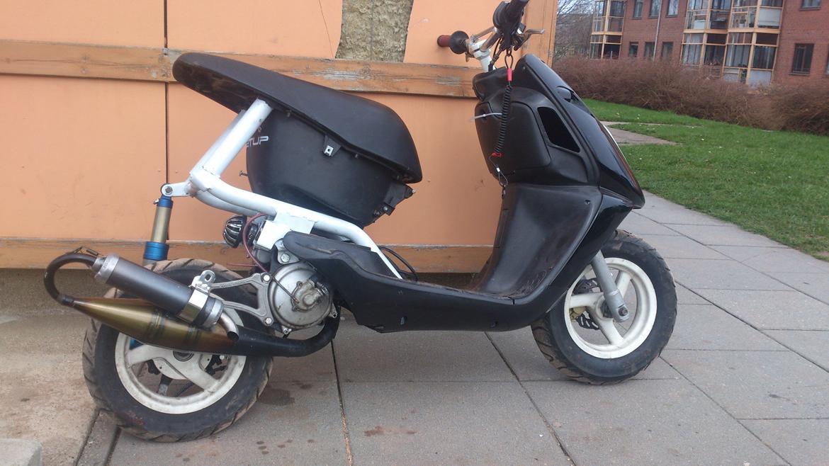 Aprilia Sonic EVO 2 LC (Tilbage igen) billede 1
