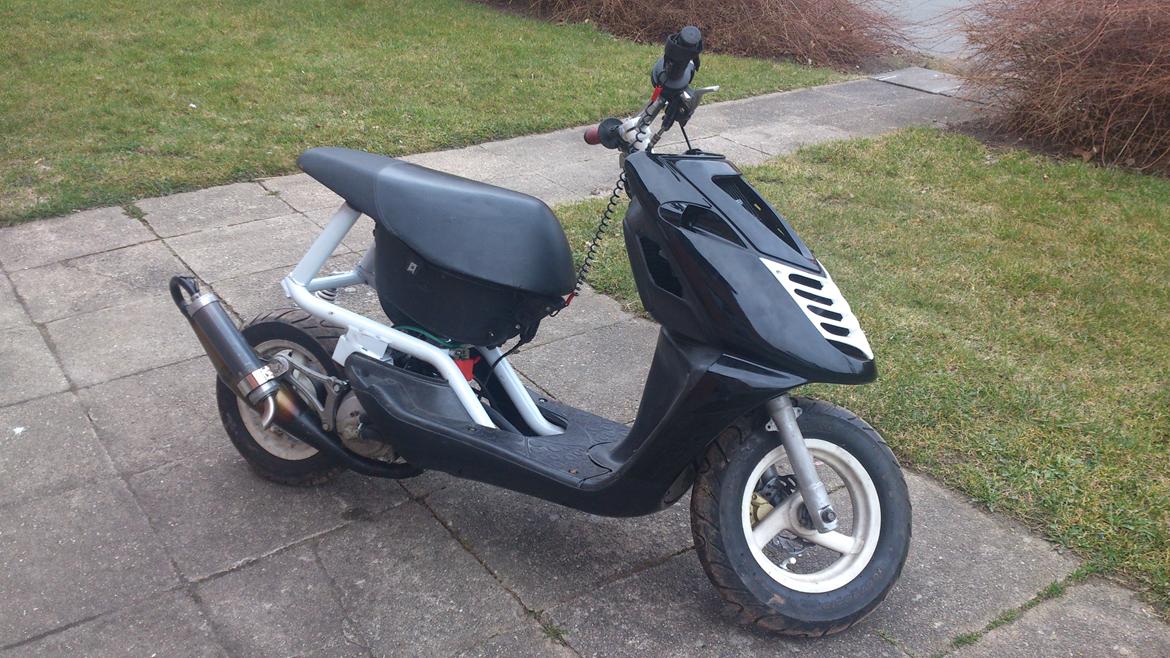 Aprilia Sonic EVO 2 LC (Tilbage igen) billede 2