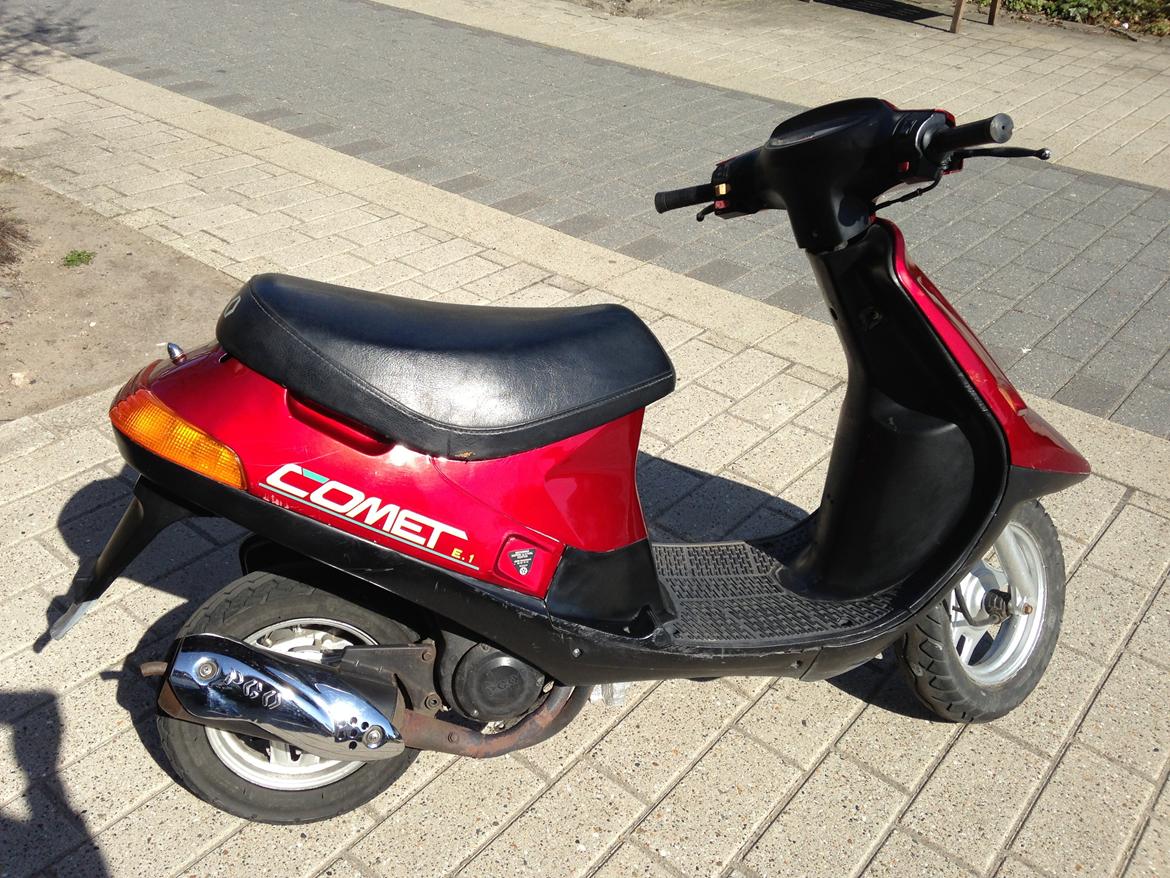 PGO Comet E.1 billede 1