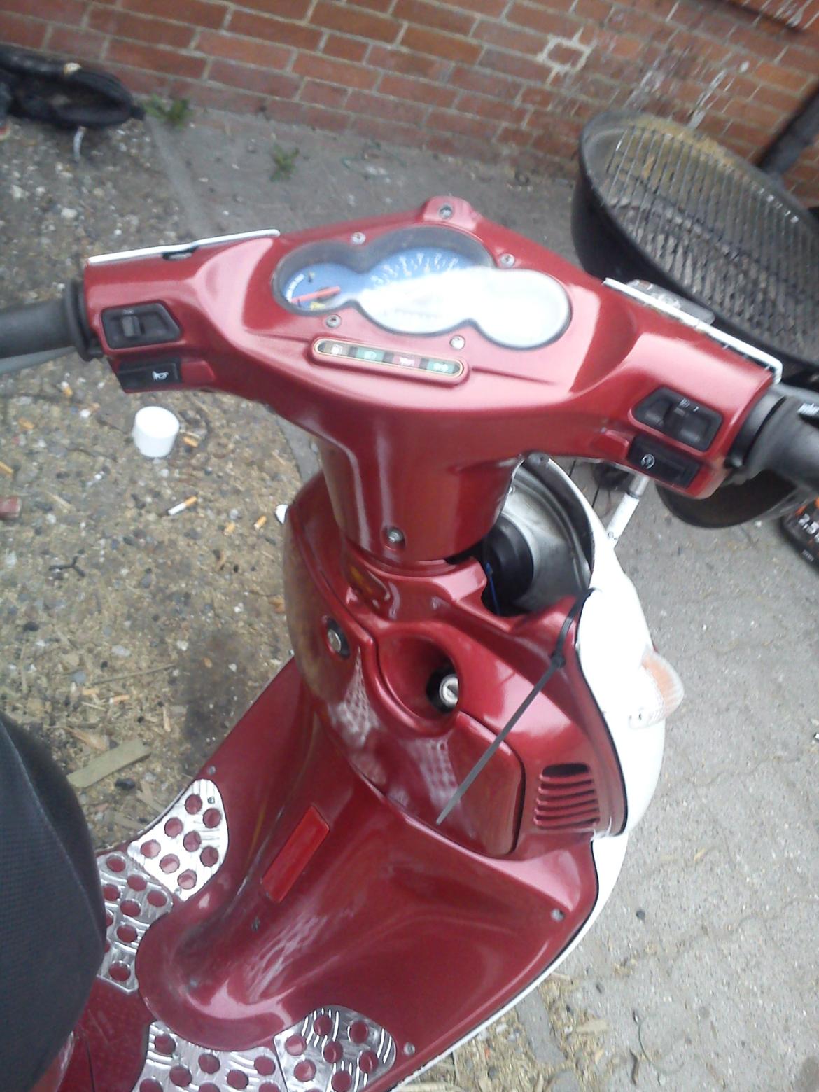 Aprilia Sonic billede 4