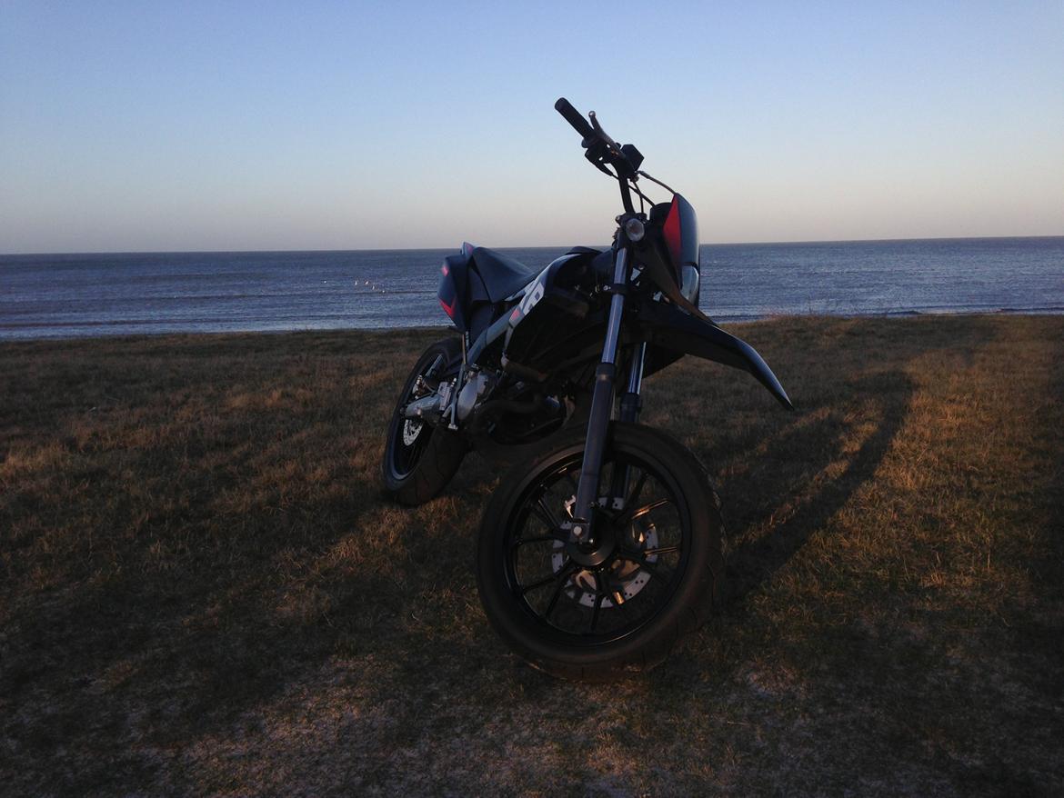 Derbi Senda DRD X-treme SM 50 LC DD billede 2