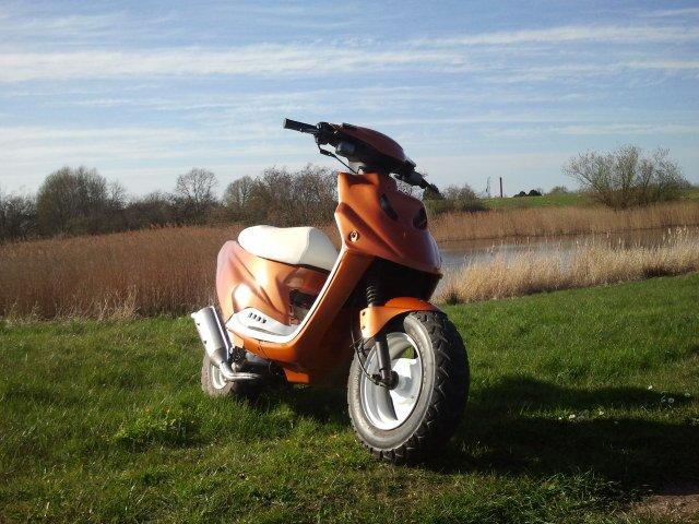 PGO Hot 50 orange lyn solgt for 3000 billede 3