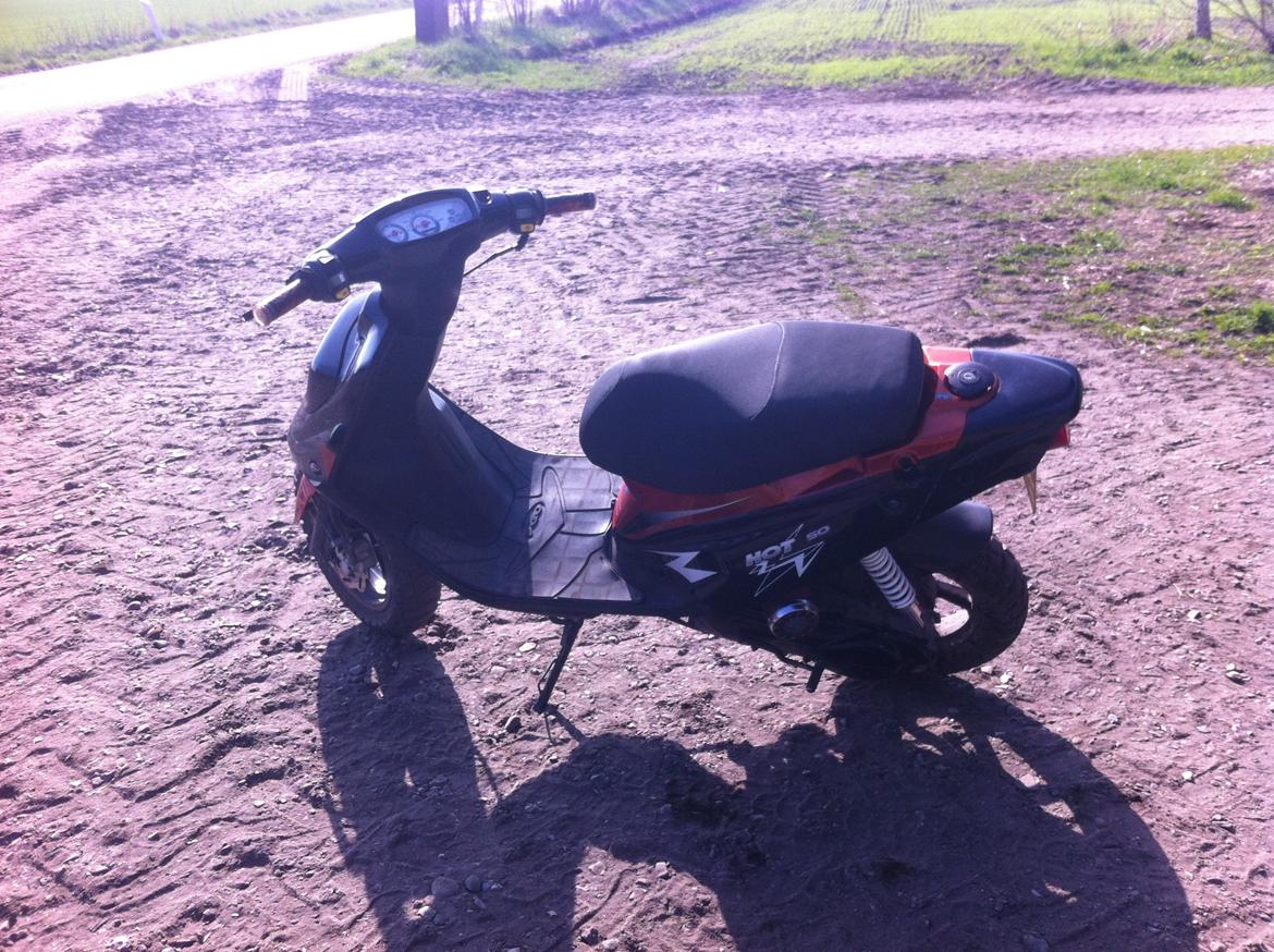 PGO HOT 50 billede 7