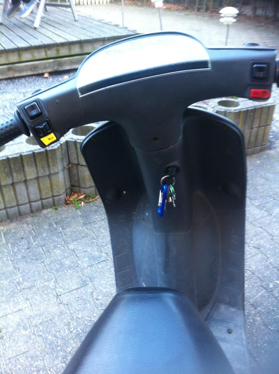 Piaggio Old Zip 2t solgt billede 3