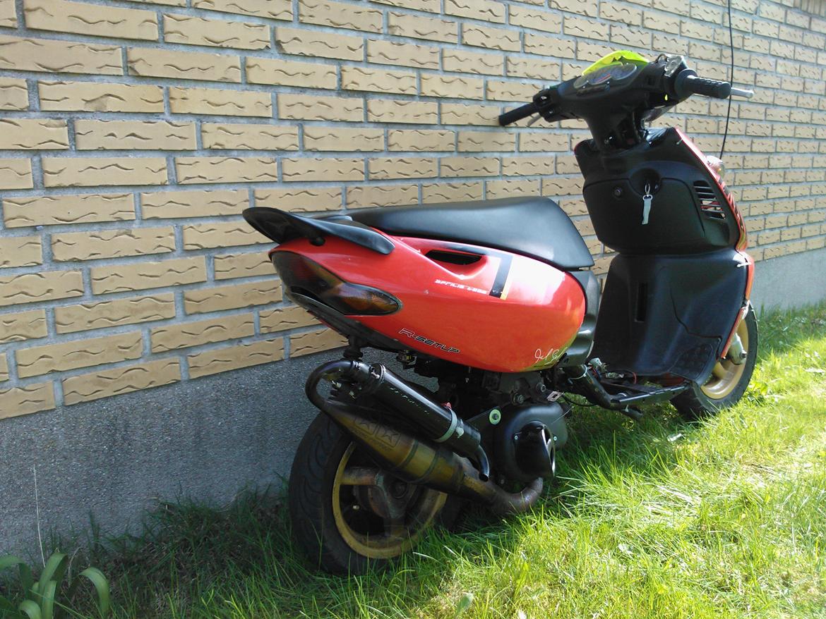 Aprilia Sonic GP (BYTTET) - Mangler bundskjoldene,har dem dog liggende. billede 6