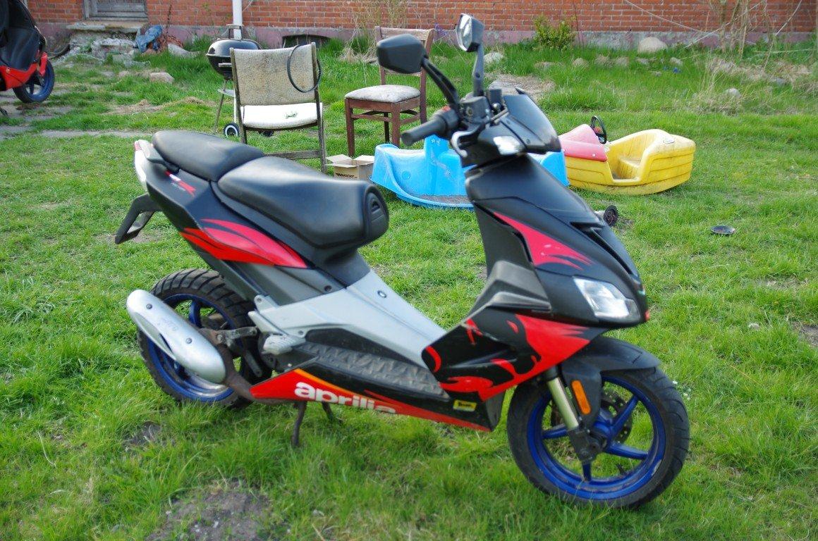 Aprilia SR 50 R Factory billede 4