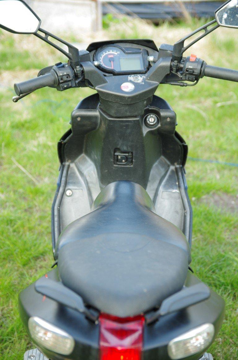 Aprilia SR 50 R Factory billede 7