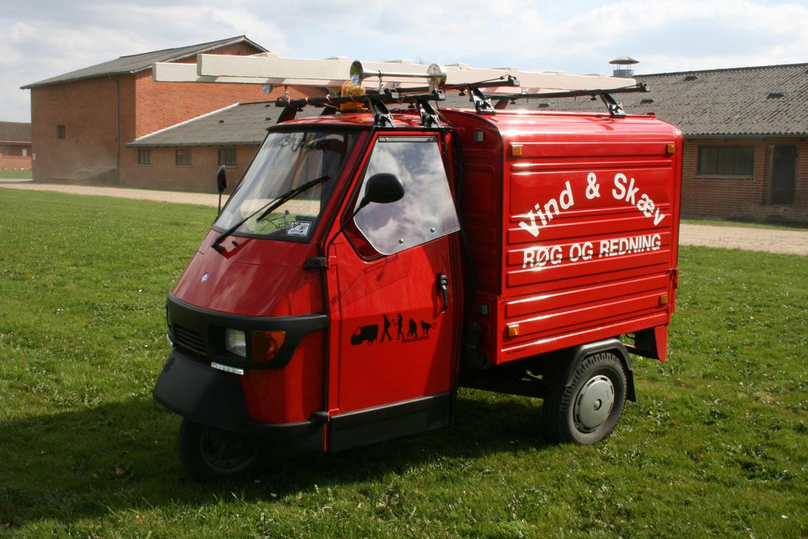 Piaggio APE Van 50 "Brandbilen" Den er Solgt billede 4