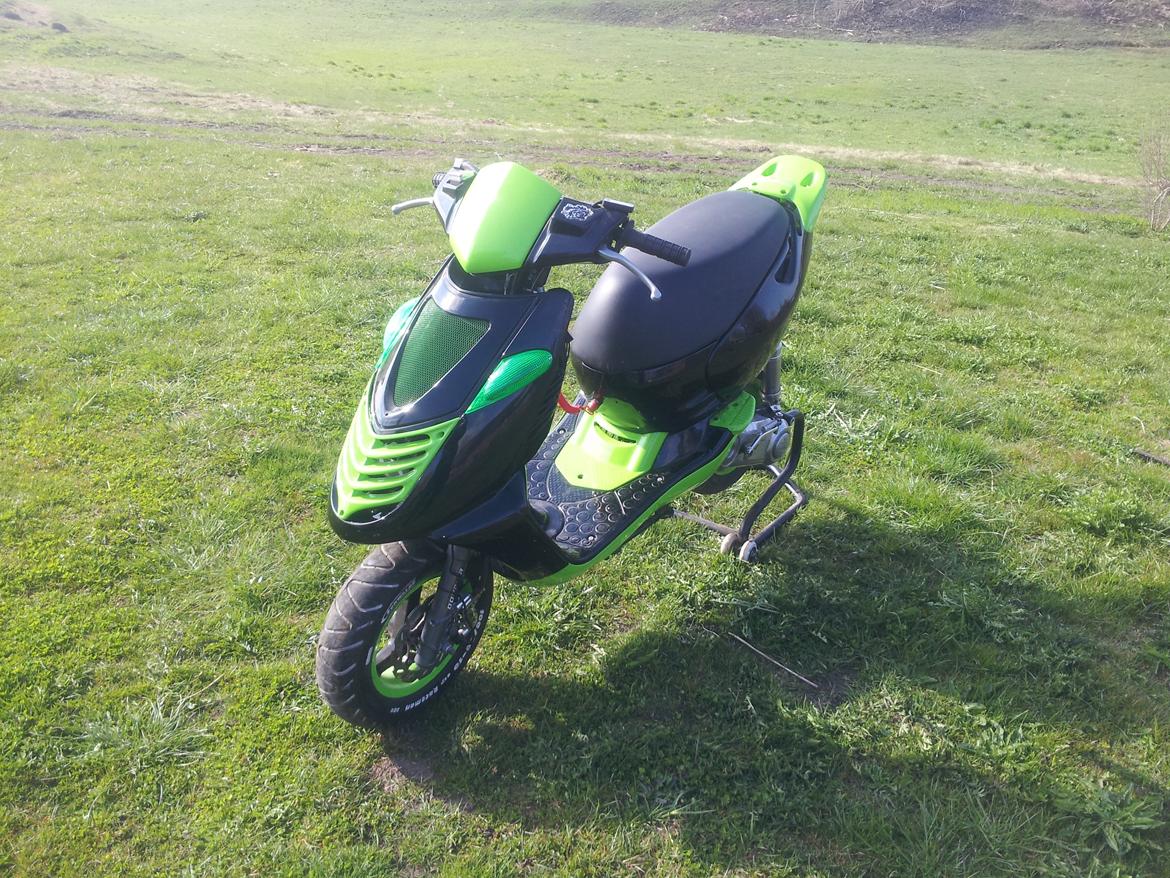 Aprilia sonic SOLGT. billede 3