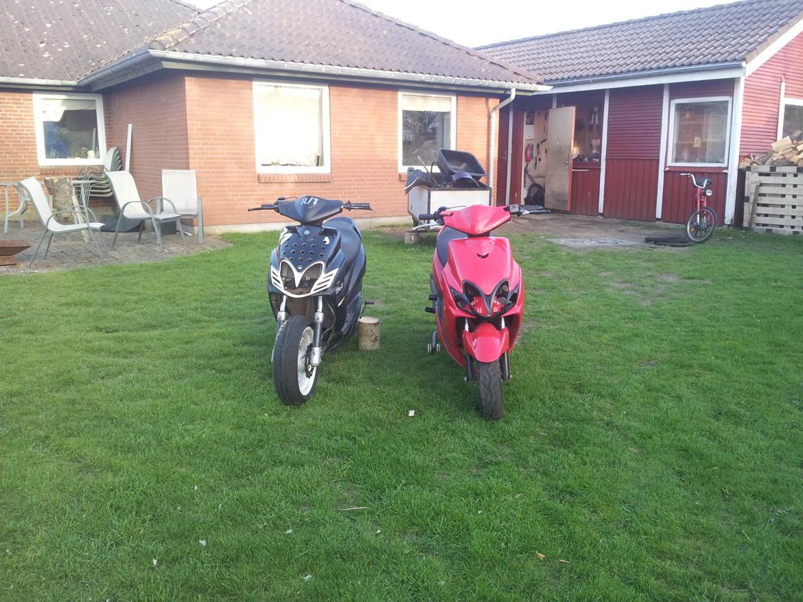 Yamaha Jog RR billede 3