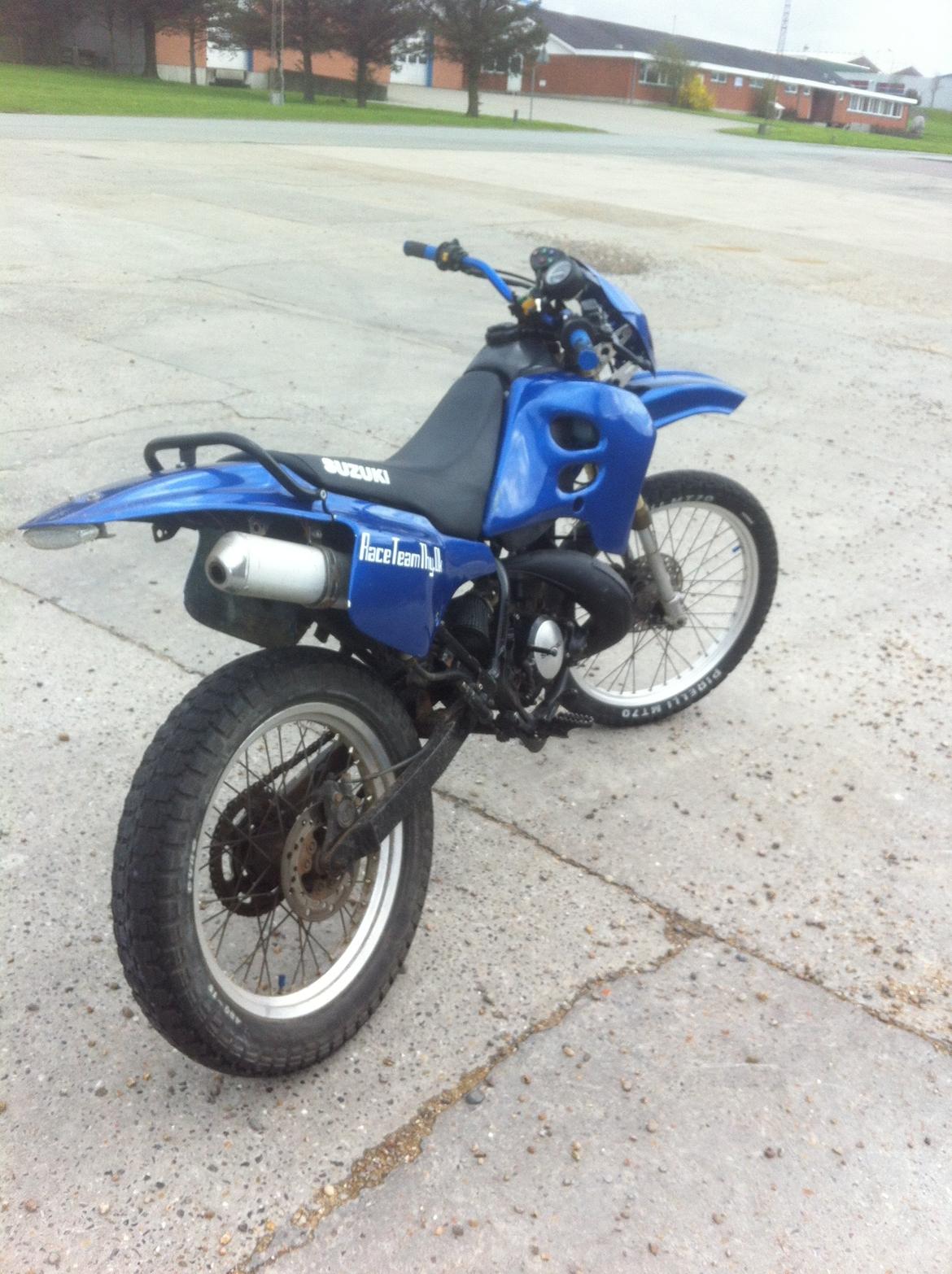 Suzuki Rmx billede 1