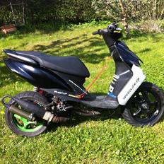 Yamaha Jog R LC DD MK Pro Race 2 (Solgt 6.200kr)