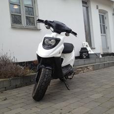 PGO Hot 50 Solgt