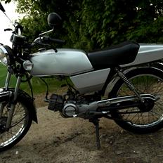 Suzuki DM50 - Samurai "Gråspurven"