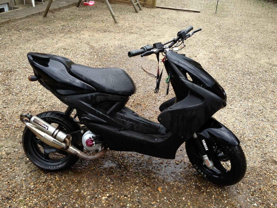 Yamaha Aerox Due+ Mr. Black billede 1