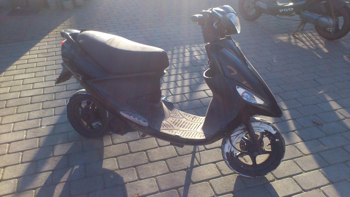 PGO Black Magic billede 4
