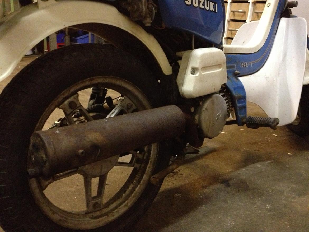 Suzuki FZ50 - Solgt For 500kr billede 8