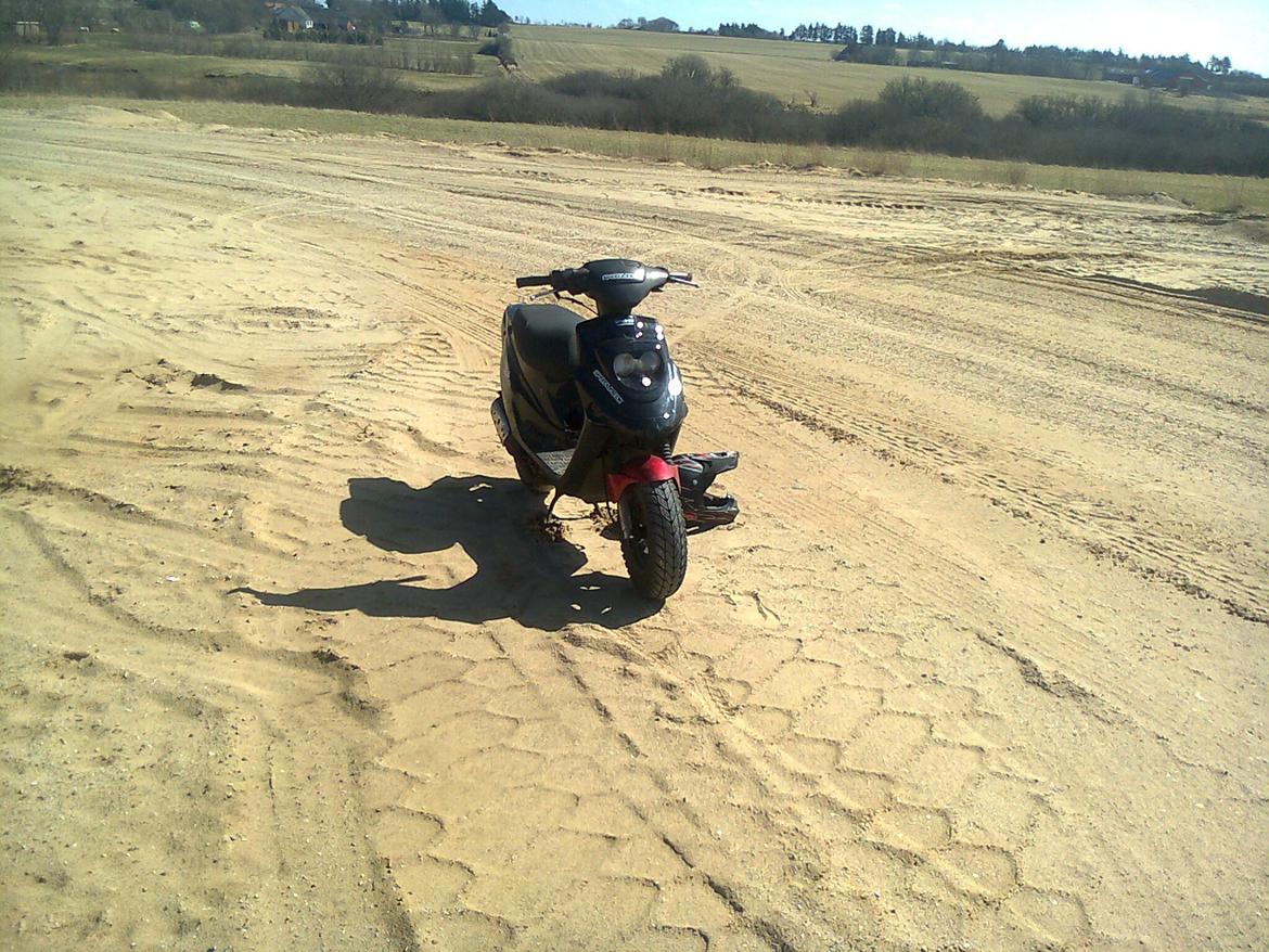 PGO Hot 50 sandslot billede 4