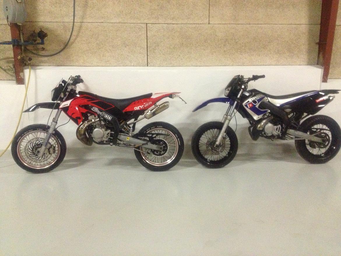 Aprilia sx50 - undskylder den dårlige kvalitet på billederne, den er flottere i virkeligheden. billede 5
