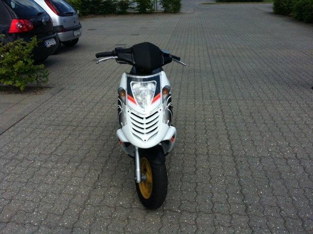 Aprilia SONIC LC billede 1
