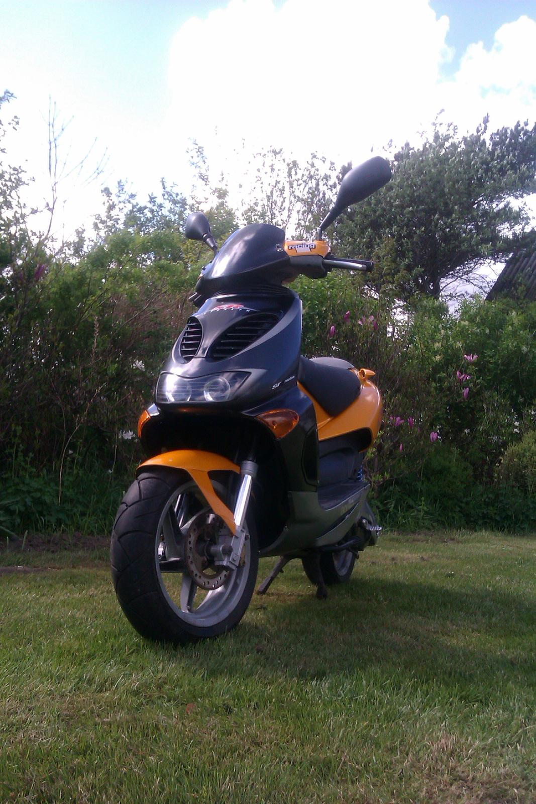 Aprilia Sr 50 billede 2