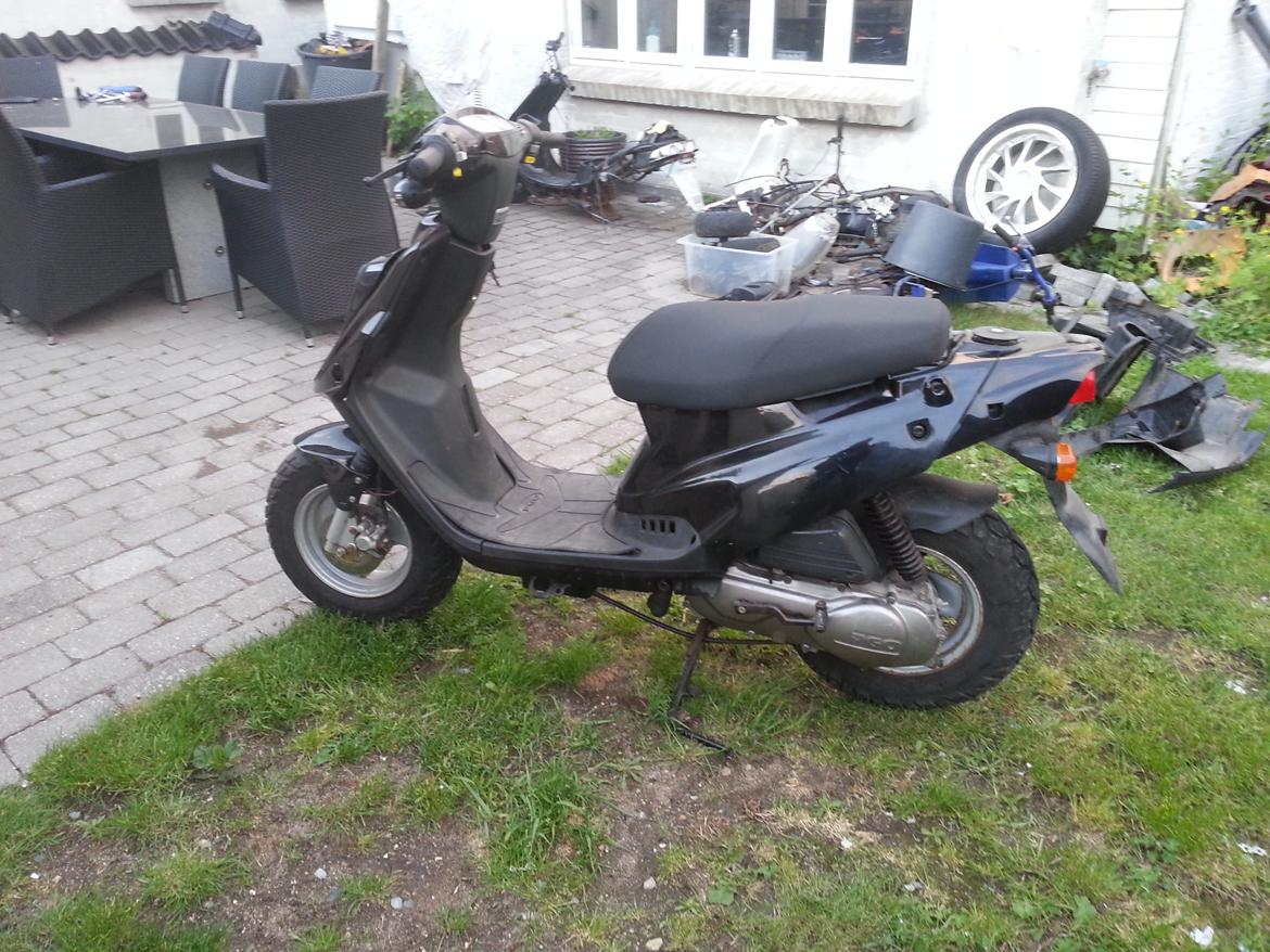 PGO hot 50 solgt for 3500 billede 2