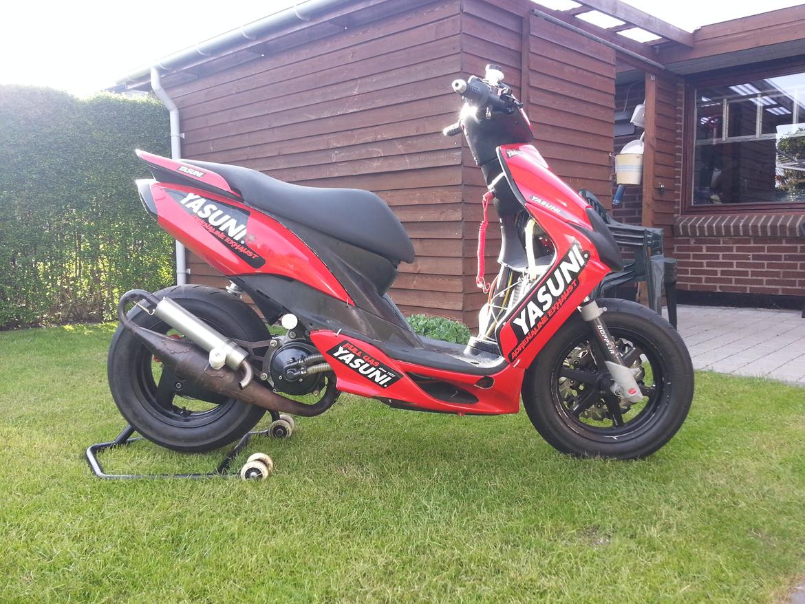Yamaha Jog RR LC DD Ts T7 billede 3