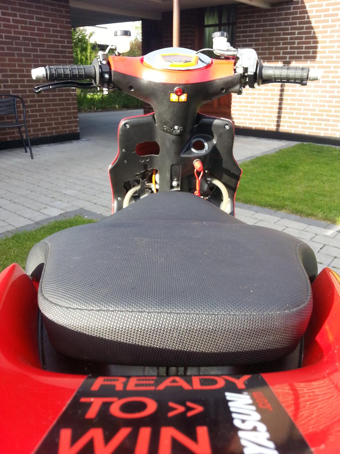 Yamaha Jog RR LC DD Ts T7 billede 5