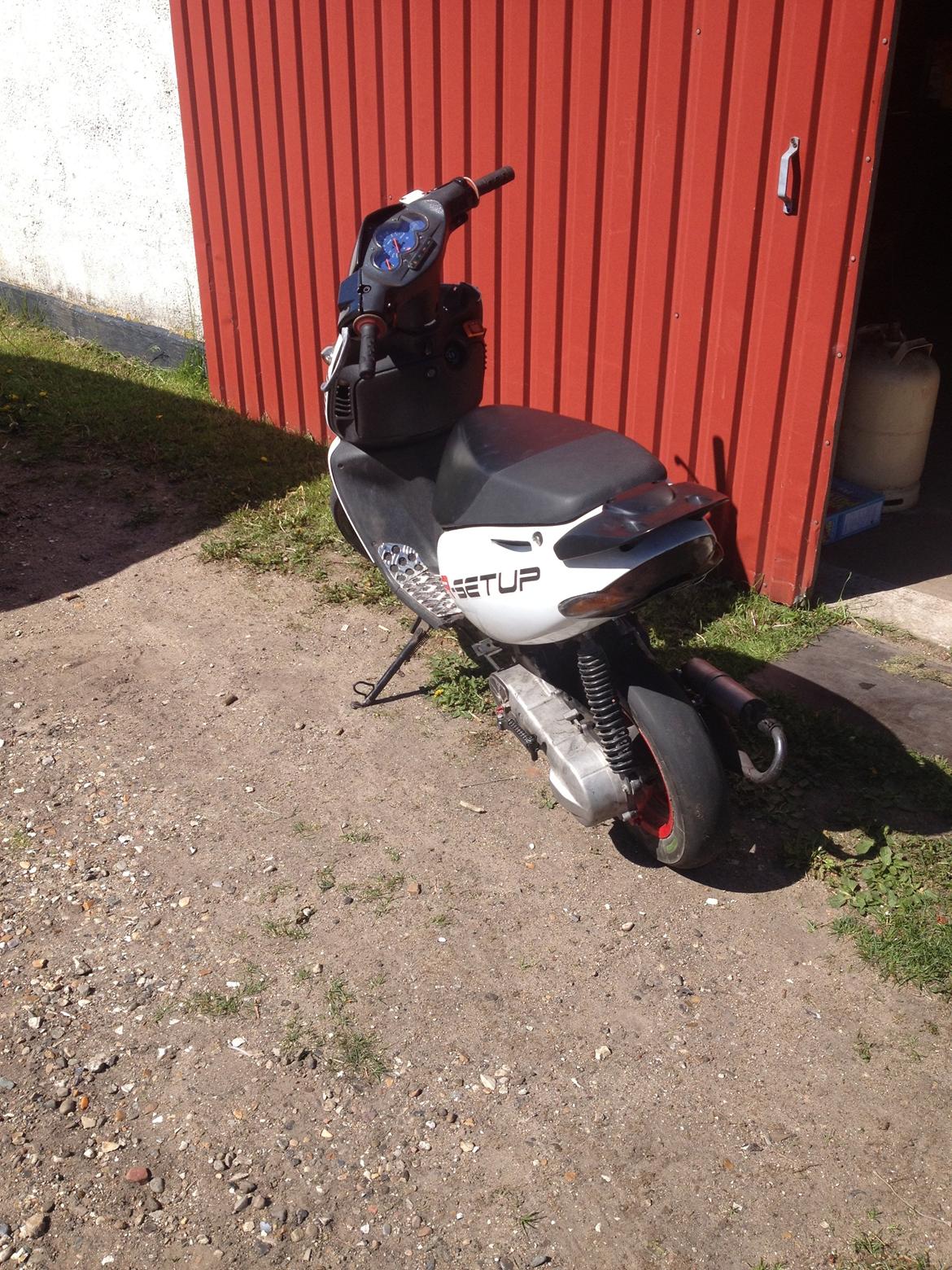 Aprilia Sonic 70cc red top lc billede 3