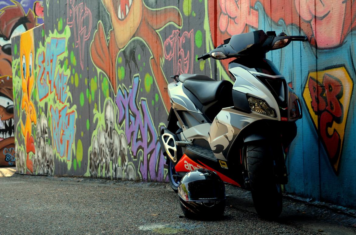 Aprilia SR50R Factory - Aprilia  billede 4