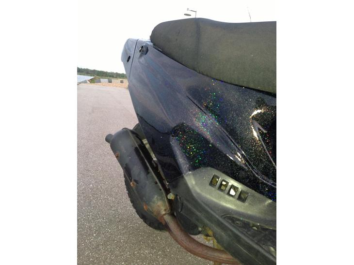 {{currentPhoto.altText}} billede {{currentPhoto.number}}