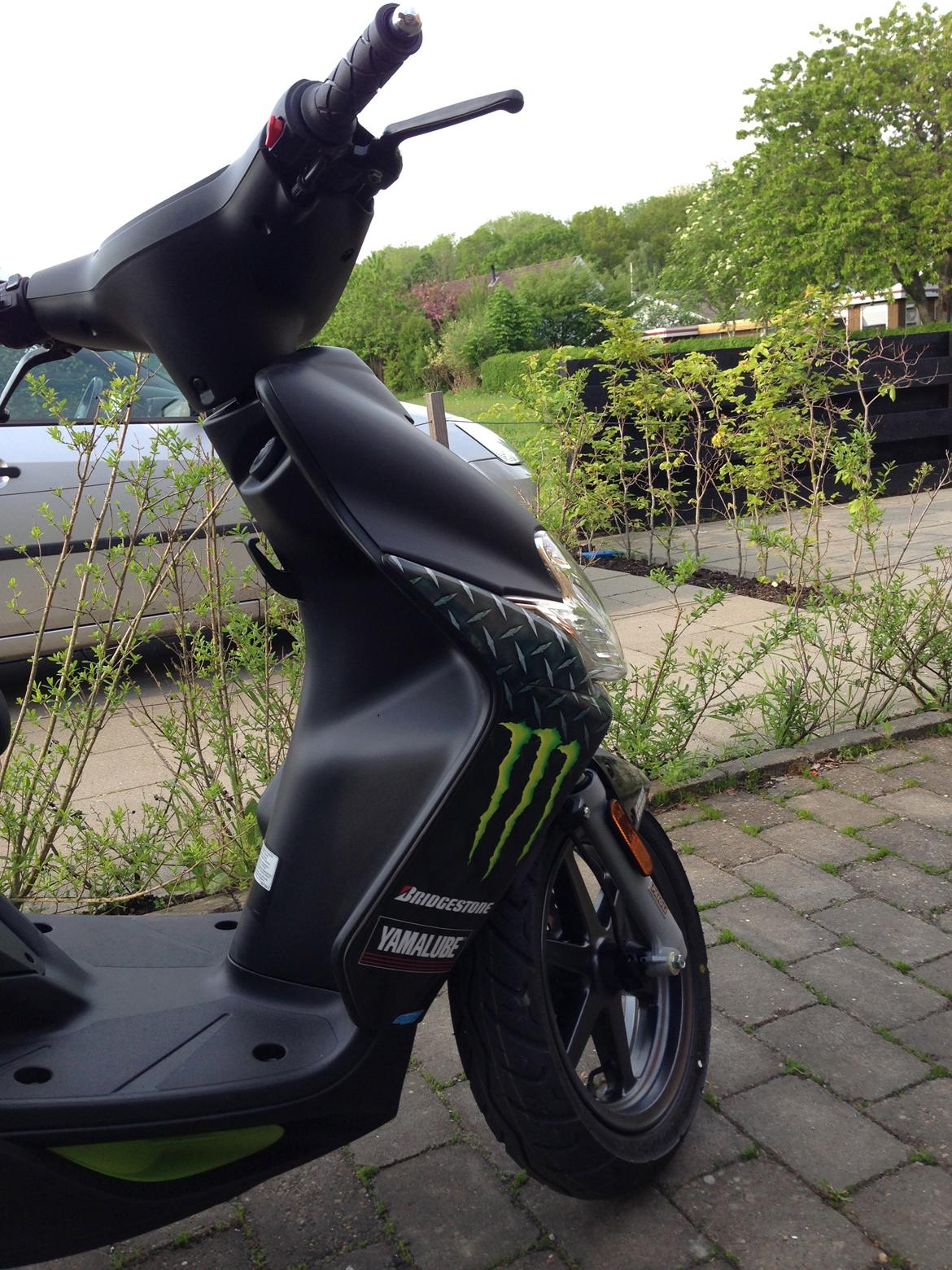 Yamaha Jog R Monster Edition "Første på SG!" billede 3