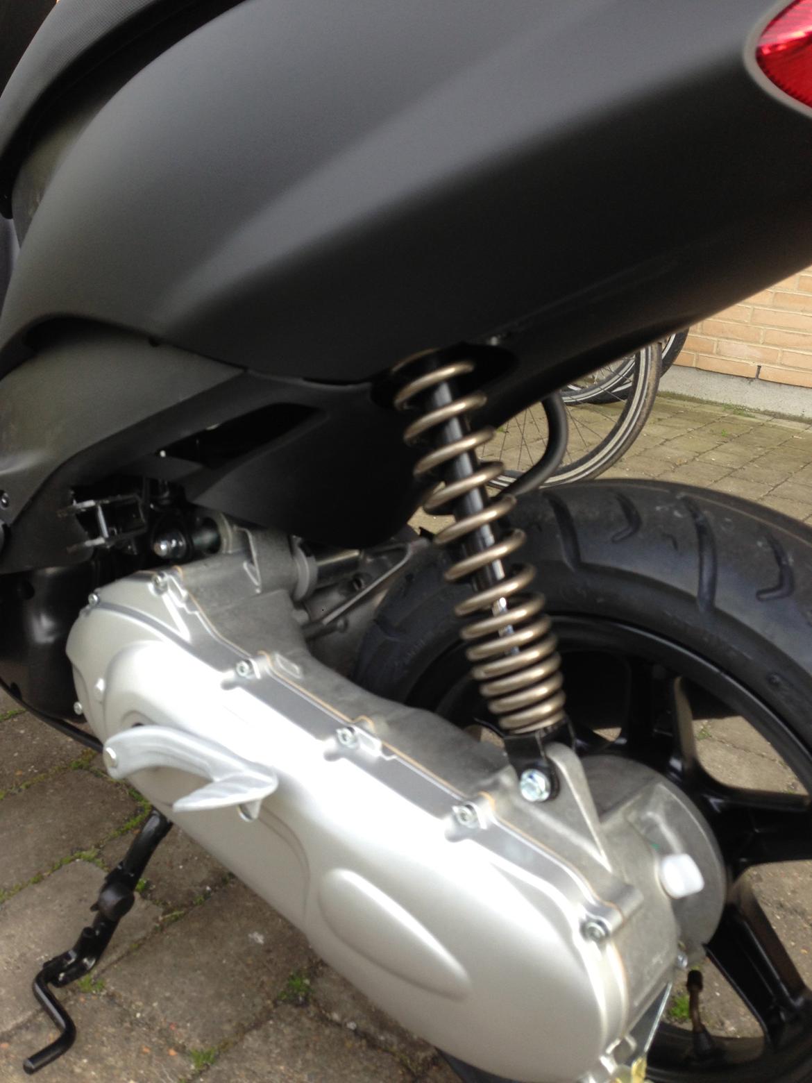 Yamaha Jog R Monster Edition "Første på SG!" billede 11