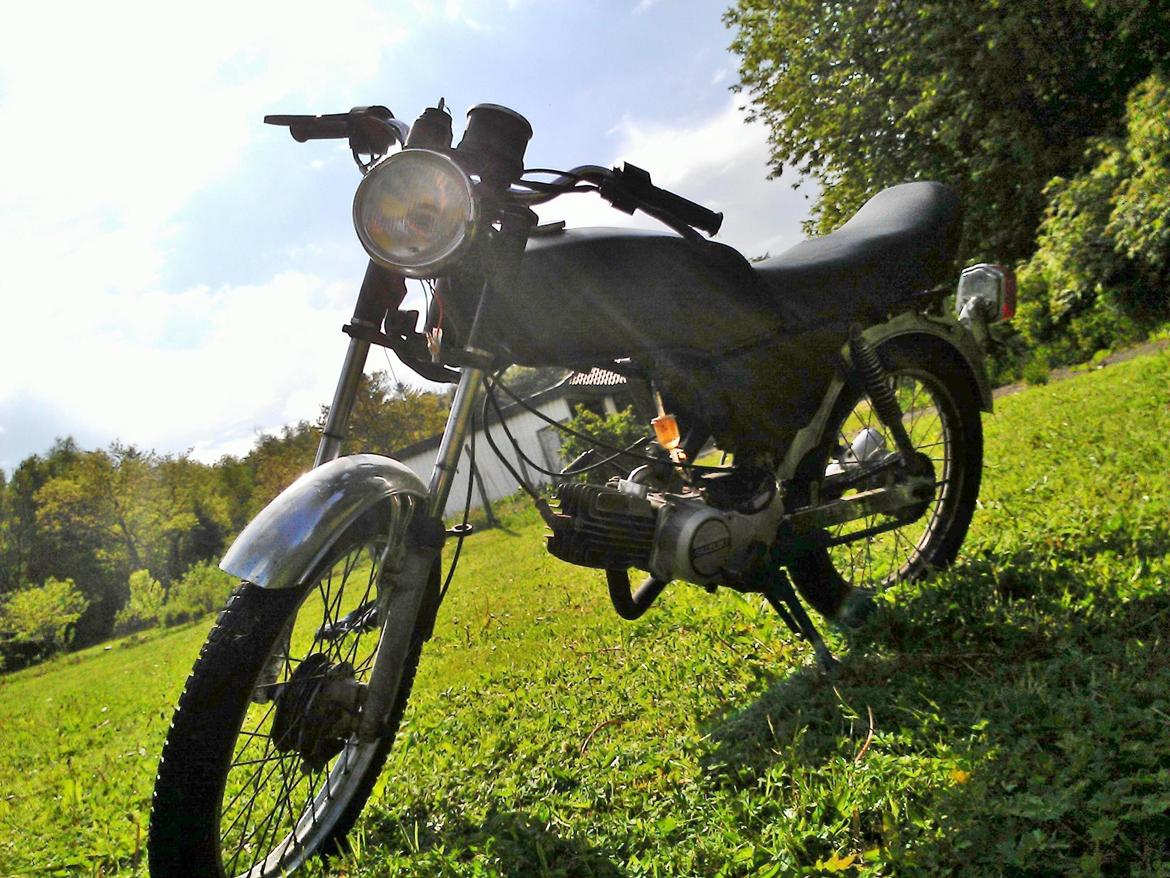 Suzuki DM50 Samurai - Suzuki DM50 Samurai billede 1