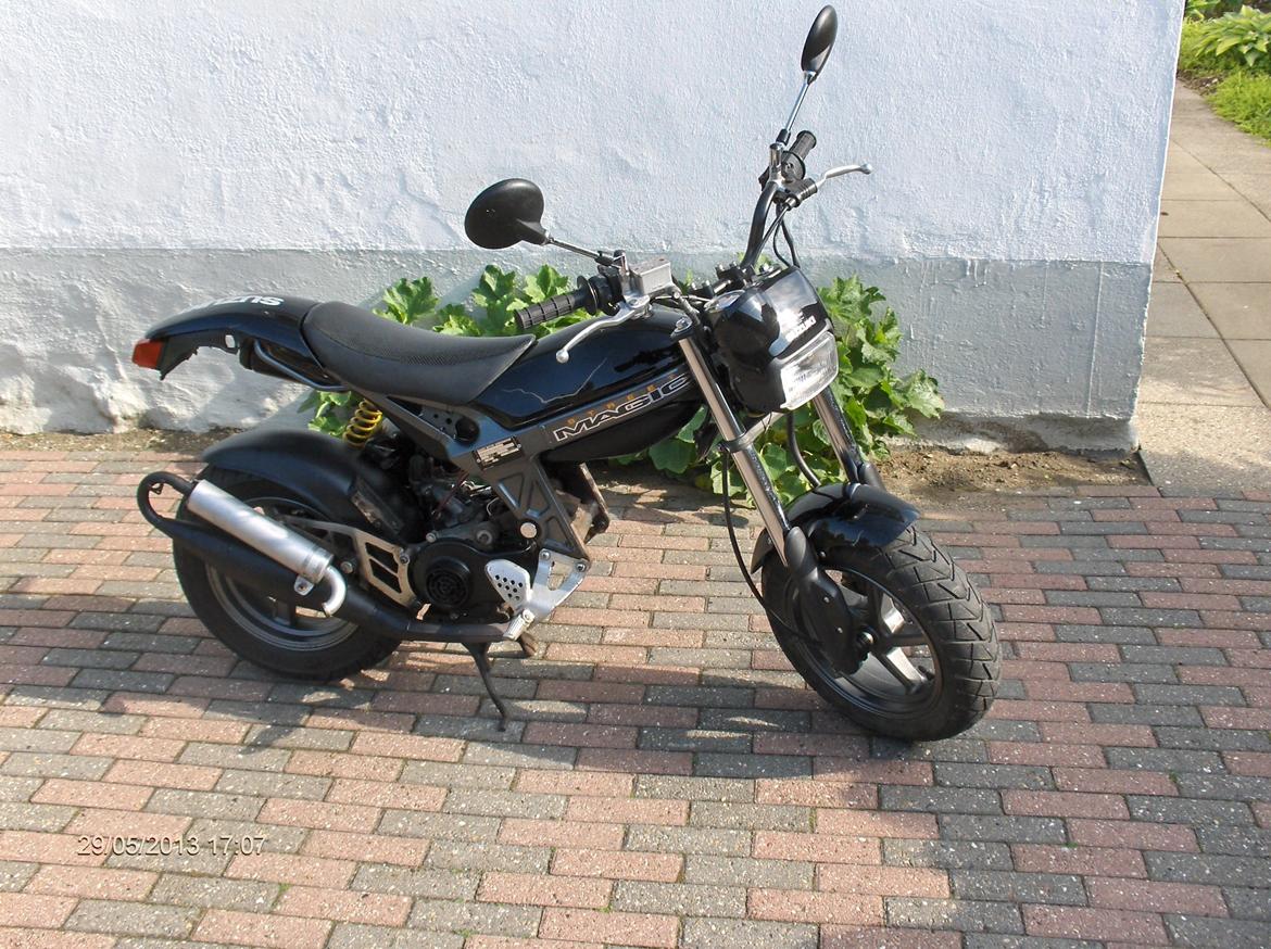 Suzuki street magic billede 17