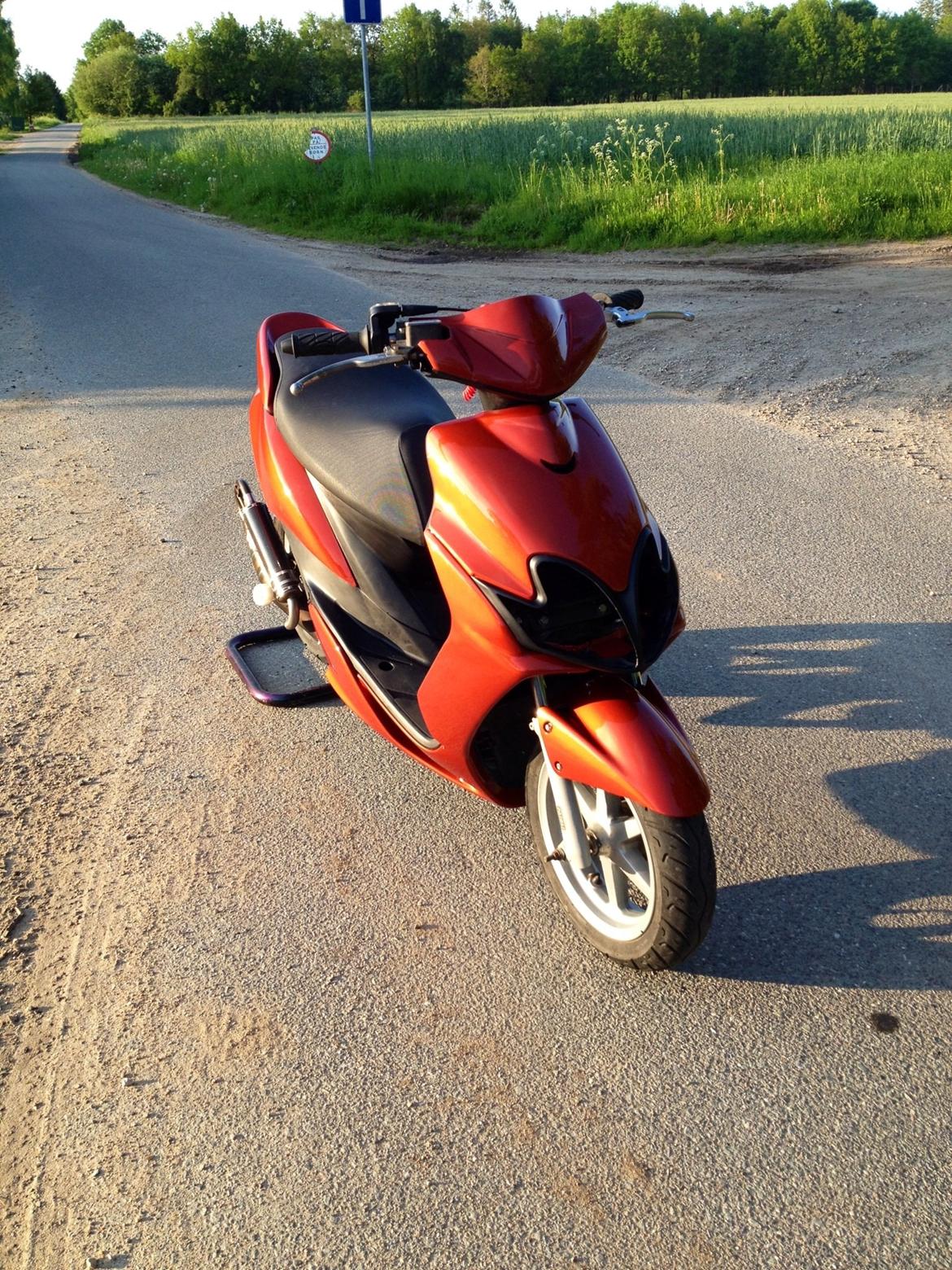 Yamaha Jog R LC - ombygget billede 1