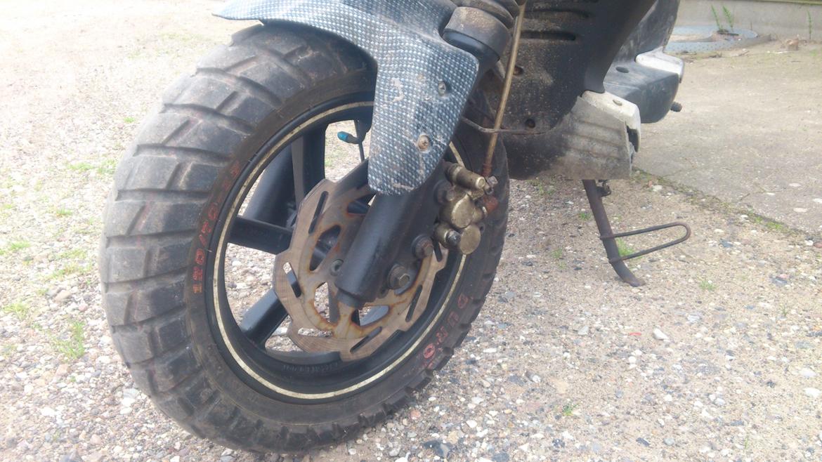 PGO PMX Naked Carbon billede 9