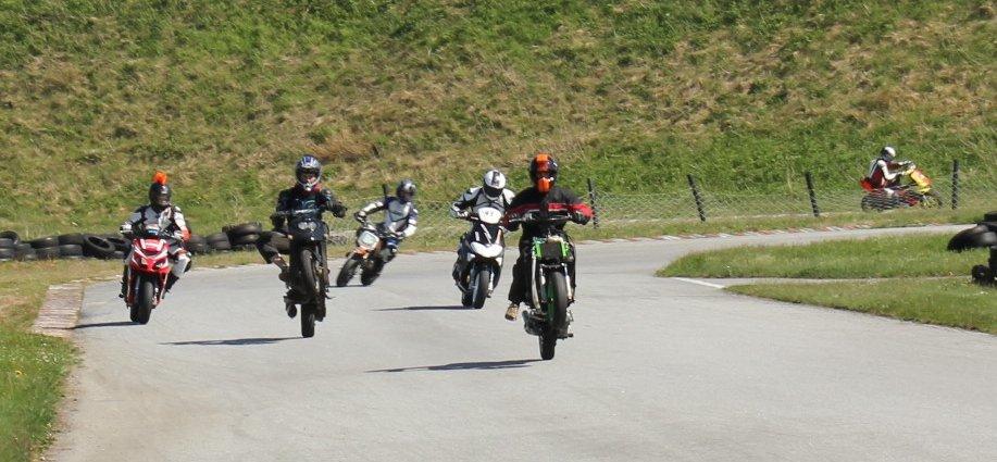 Yamaha Jog RR billede 1