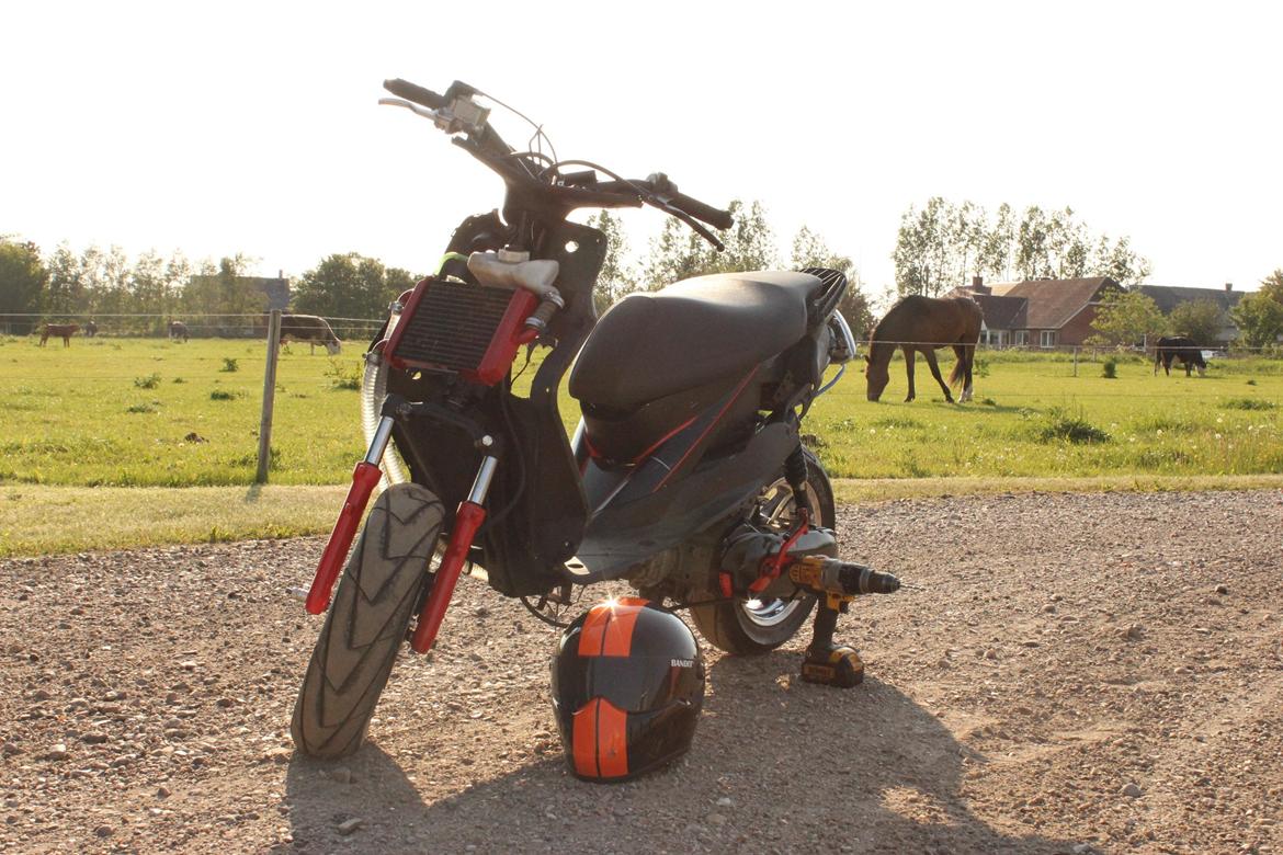 Yamaha Jog RR billede 2